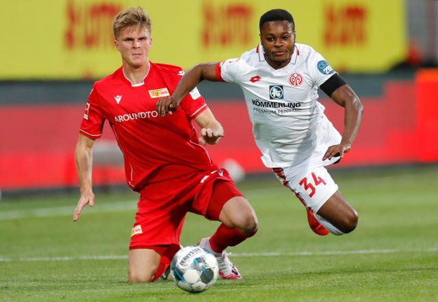 筹备工作的 筹备工作的